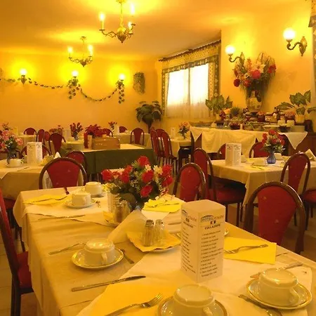 Attila Hotel Budapest 