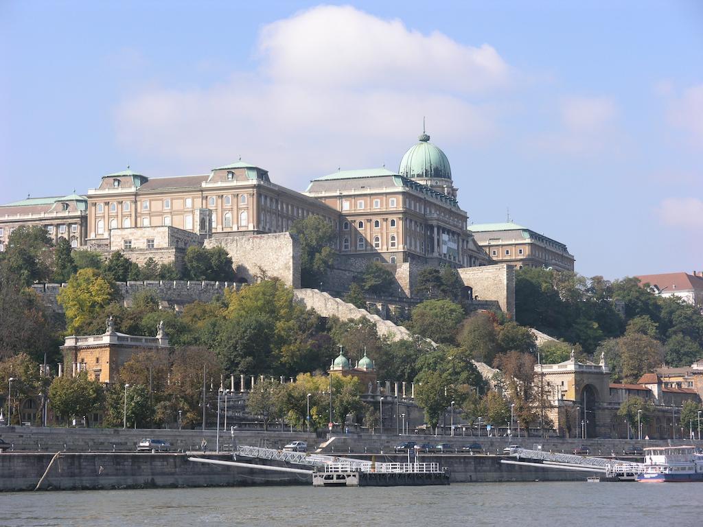 Attila Budapesta